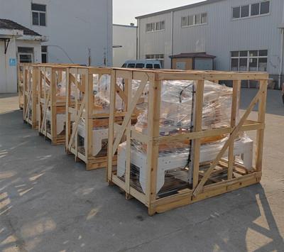 半自動(dòng)折蓋封箱機(jī)